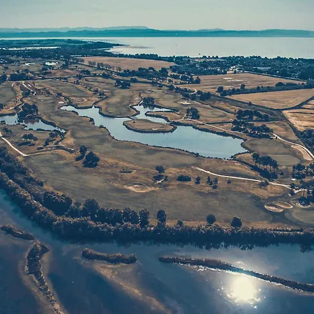 Mobilehome In 53448 منتزه العطل غرادو